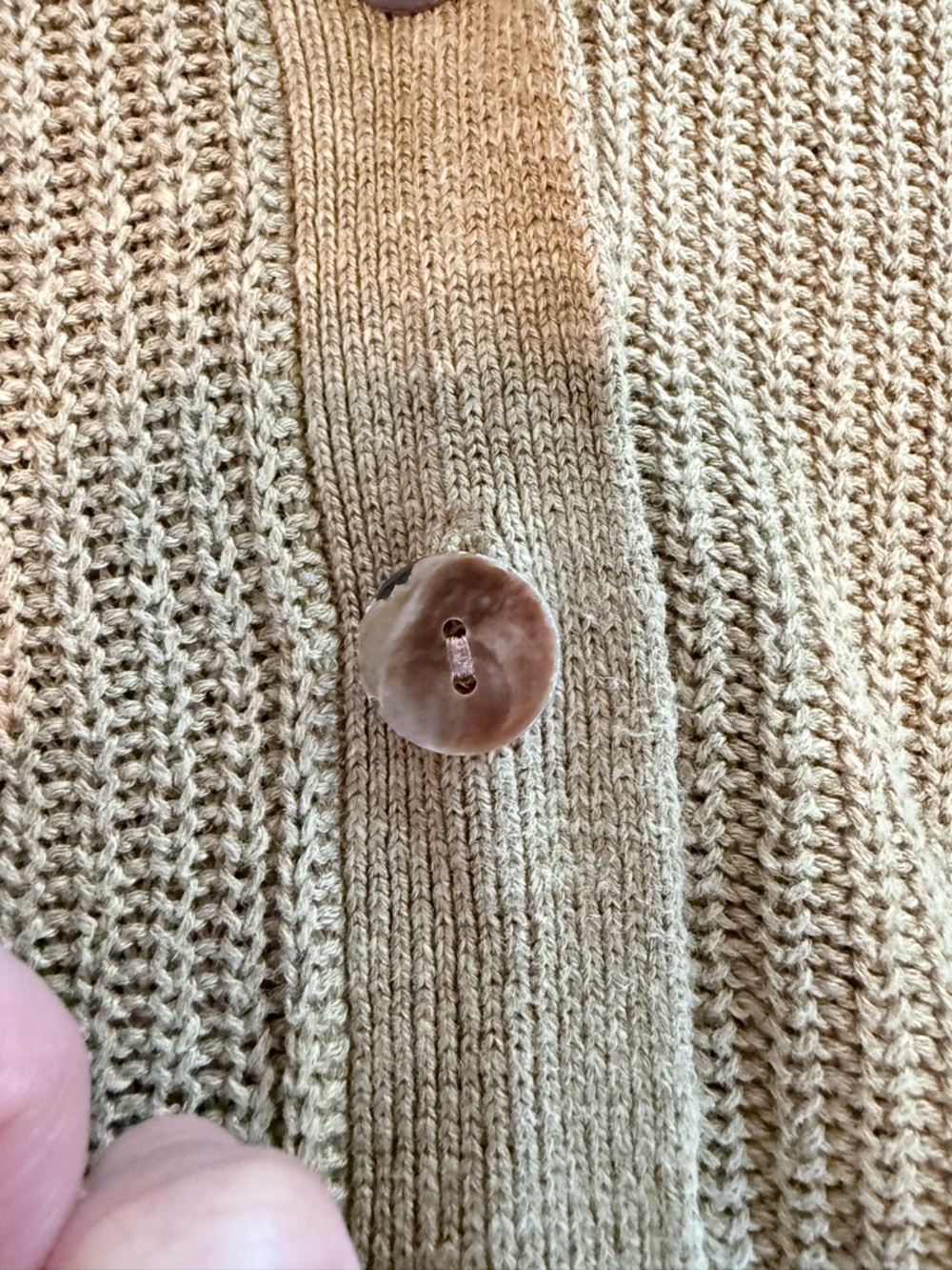 Faherty Miramar relaxed cardigan - Picture 3 of 8
